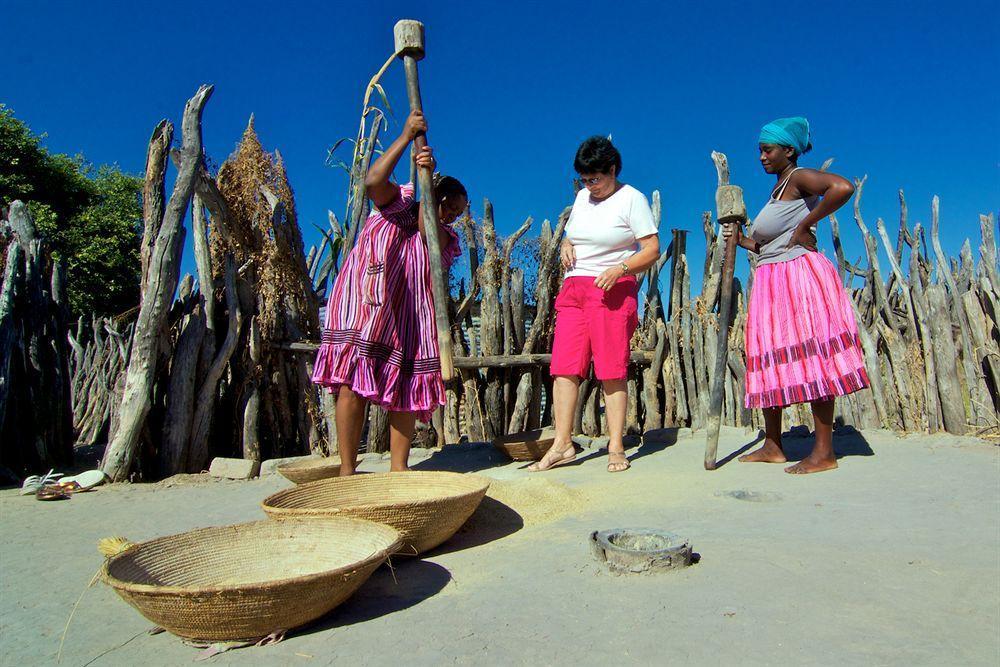 Ongula Village Homestead Lodge Ondangwa Dış mekan fotoğraf
